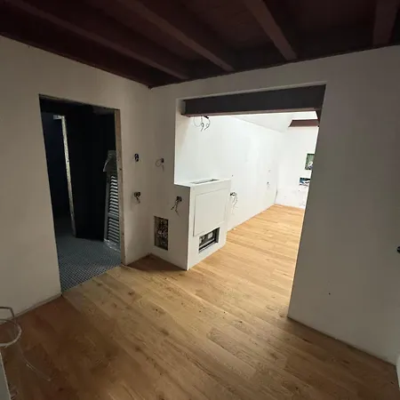 Le Dimore Center - Near Lake, Train And Bus Stations Aparthotel *