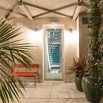 アパートホテル Le Dimore - Center - Boutique Near Lake, Train And Bus Stations *