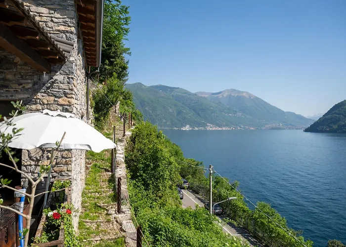 Le Dimore Center - Near Lake, Train And Bus Stations Appart hôtel